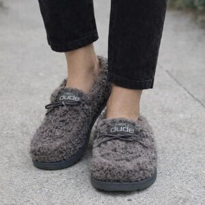 NWT Hey Dude Women’s Wendy Slipper - Granite Grey